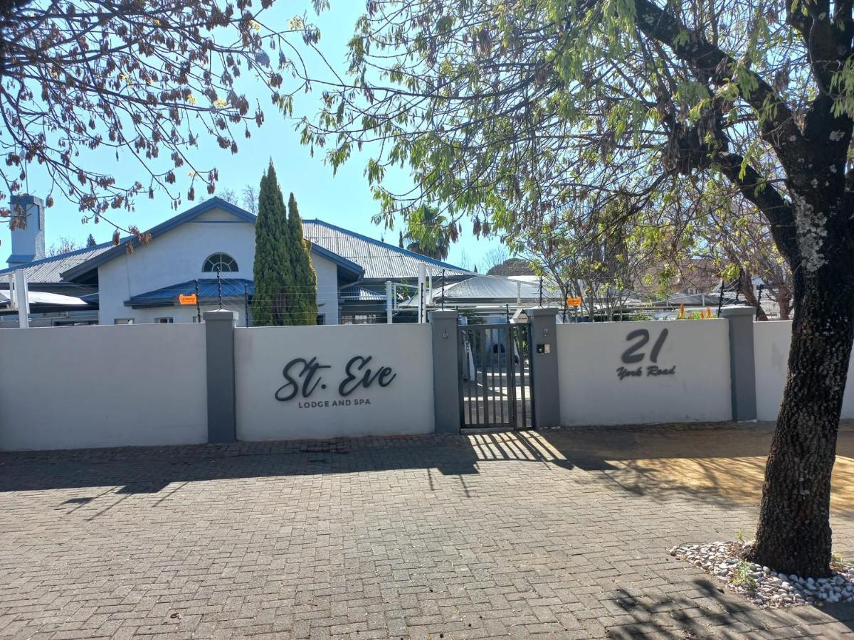 St Eve Lodge & Spa Bloemfontein Extérieur photo