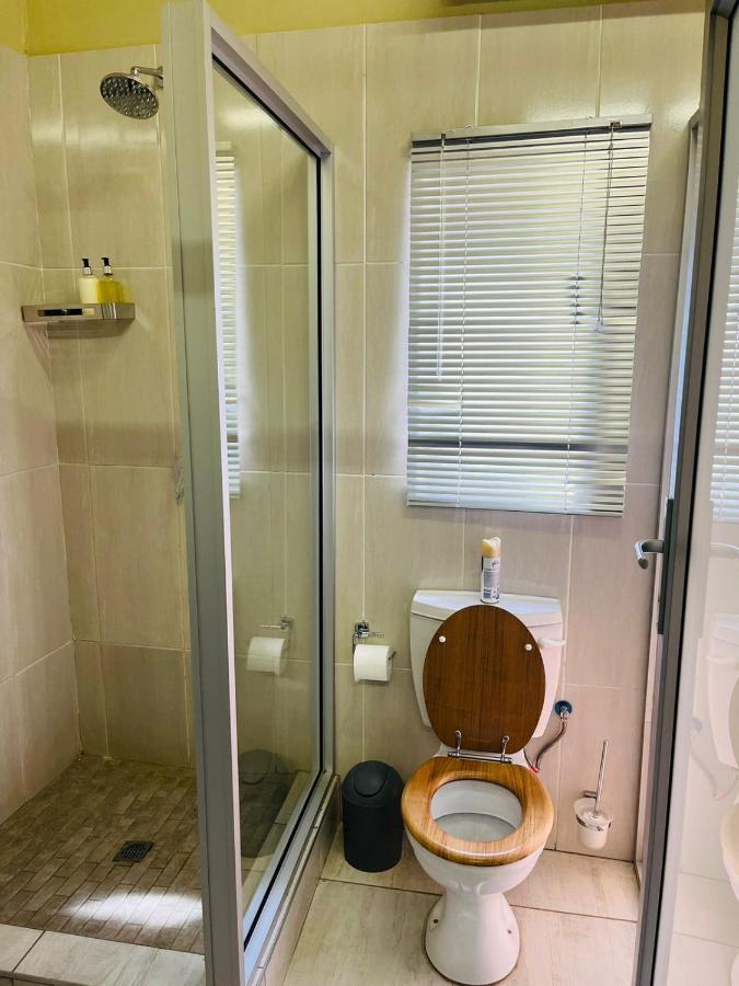 St Eve Lodge & Spa Bloemfontein Extérieur photo