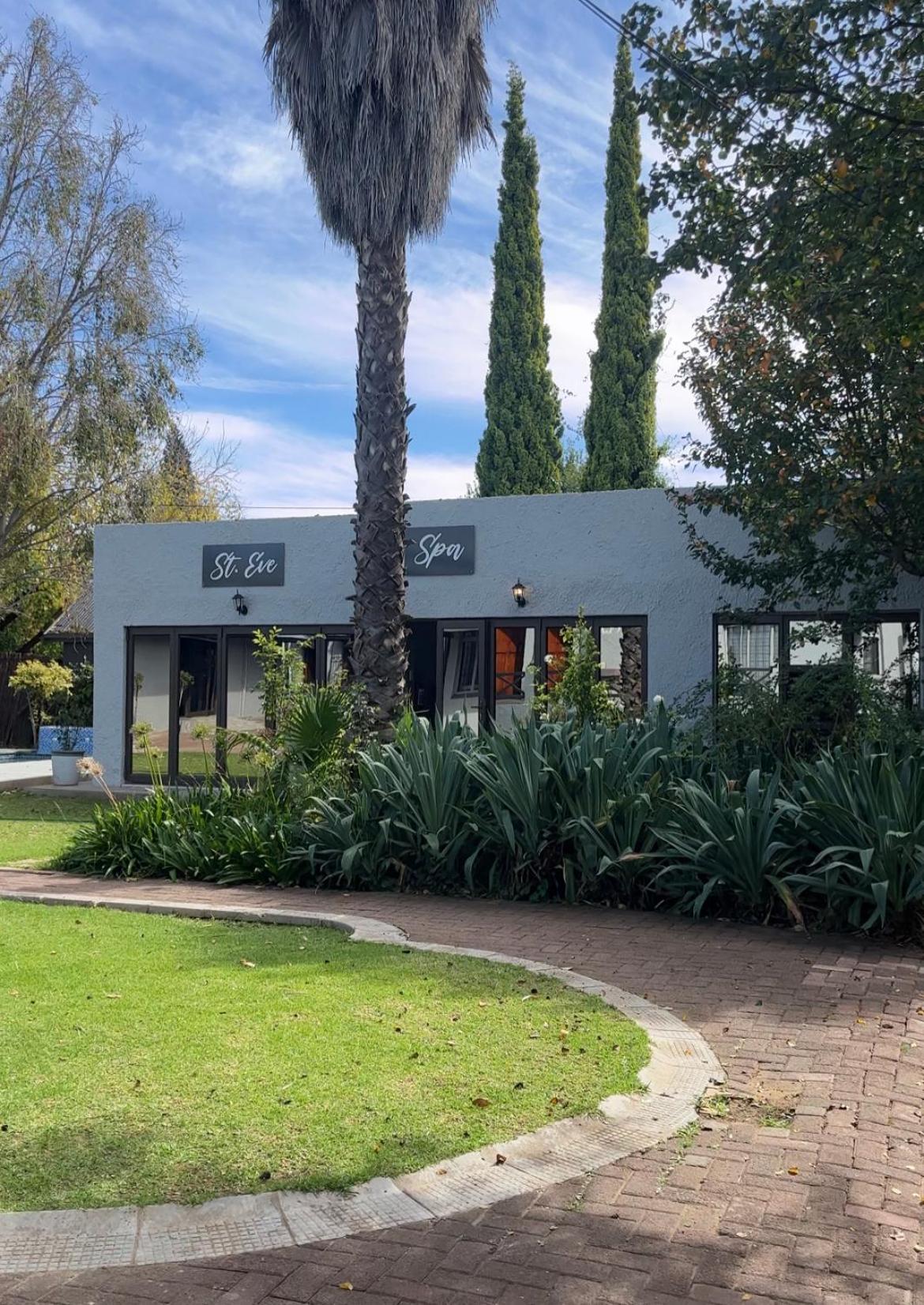 St Eve Lodge & Spa Bloemfontein Extérieur photo